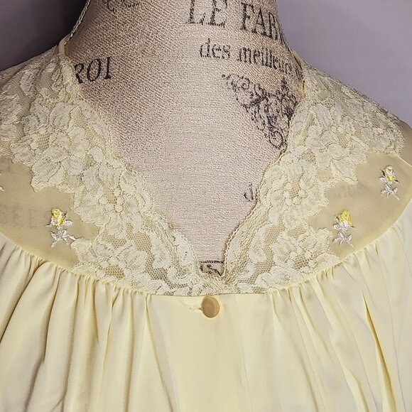 Vintage ShadowLine Robe Women M Yellow Short Sleeve Button Down Lace Trim Pocket - Picture 4 of 11